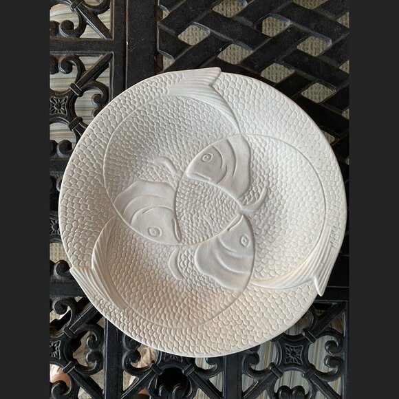 White Fish Plate - Triple Fish 10” - Picture 5 of 8